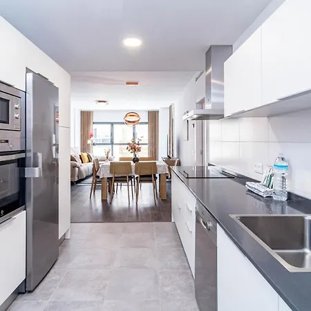 Eg- Modern In The Center Of Apartment